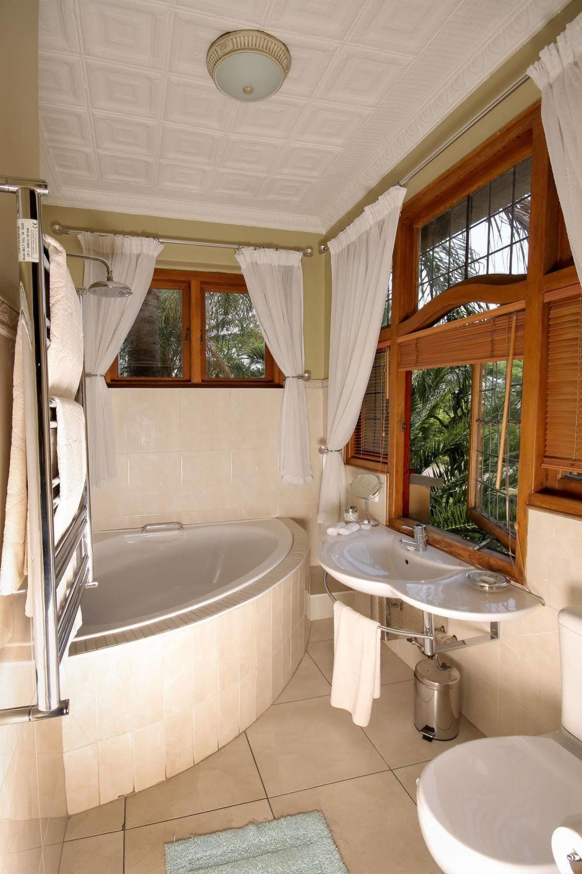 Shani Guest House Brooklyn  Extérieur photo